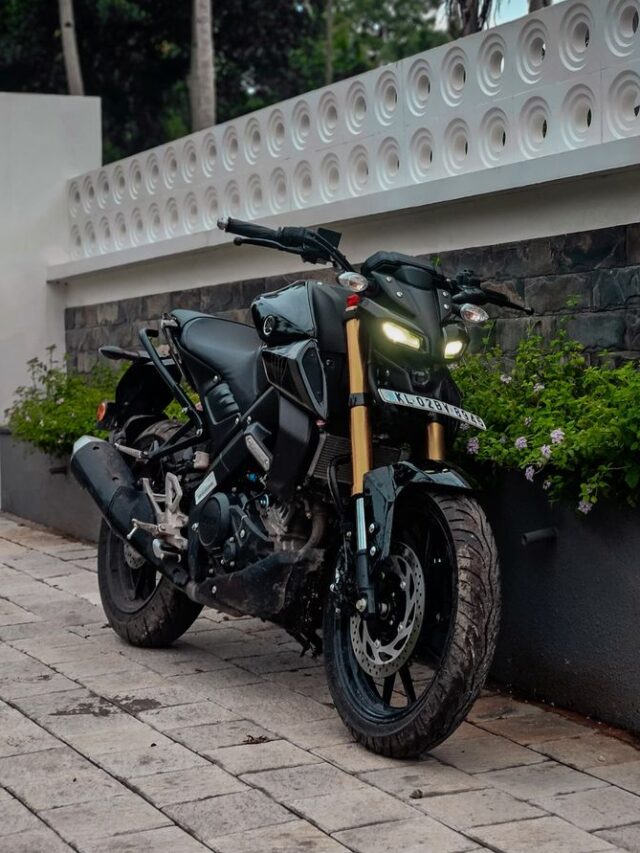 Yamaha MT-15: दमदार लुक और पावर, कीमत में बड़ा धमाका!